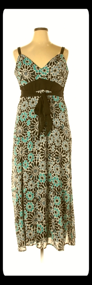 Essentials by Milano six. 16 Maxi dresses